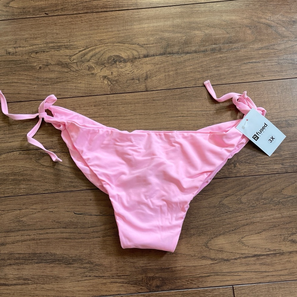 NWT Fused Hawaii Aloha Pink Bikini Bottom 3x